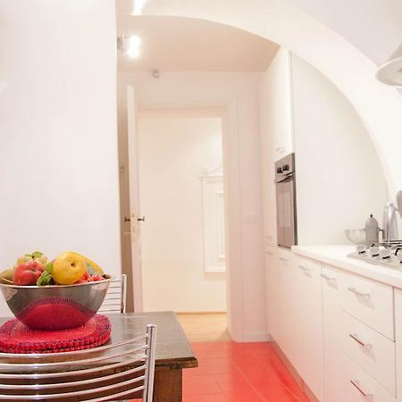 City Center Apartment روما الغرفة الصورة