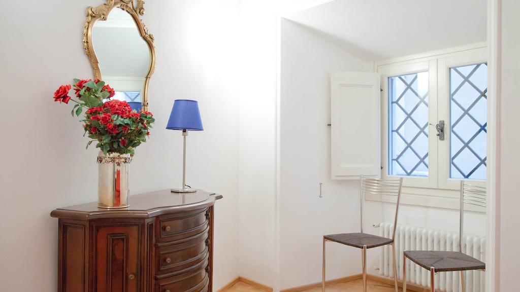 City Center Apartment روما الغرفة الصورة